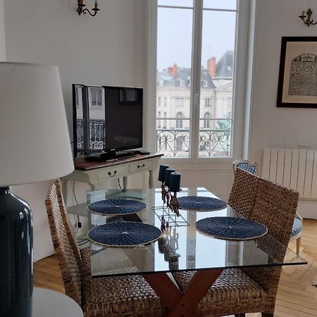 Appartement F3 Au Balcon De La Place Du Martroi オルレアン エクステリア 写真