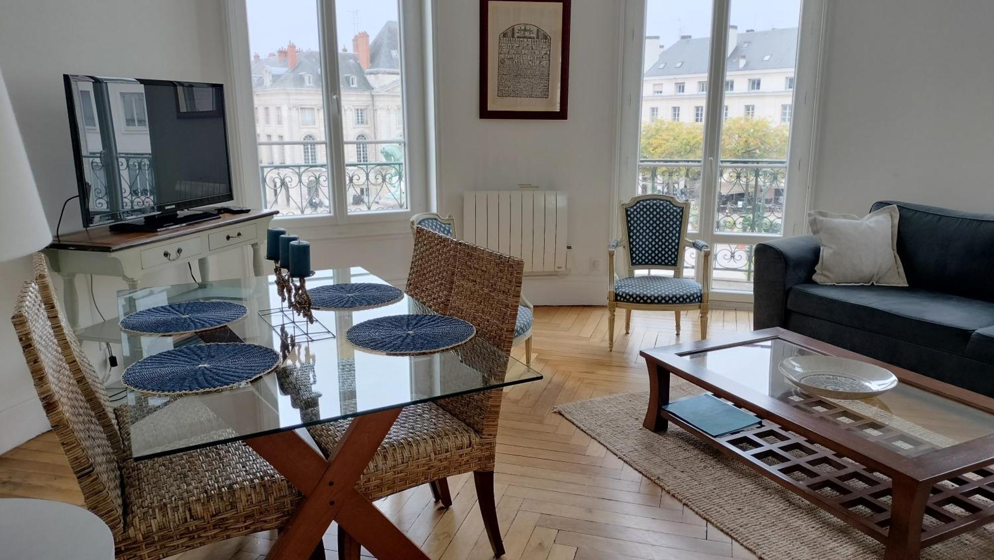 Appartement F3 Au Balcon De La Place Du Martroi オルレアン エクステリア 写真